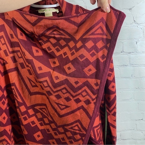 Staring at Stars Tribal Aztec Open Front Waterfall Red Orange Sweater S - Picture 5 of 8